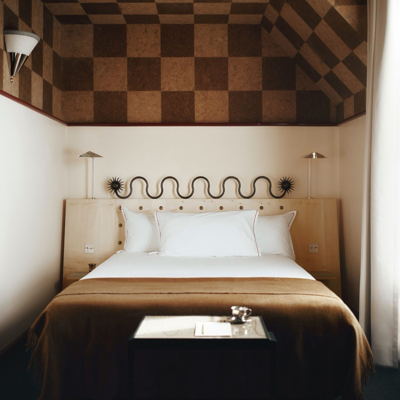 Hôtel Luxia & Spa Paris