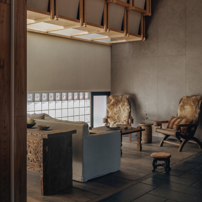 Kawagebo Snow Mountain Hotel