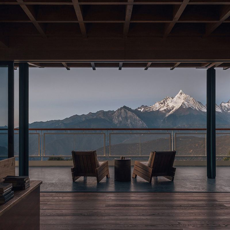 Kawagebo Snow Mountain Hotel